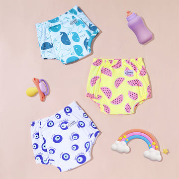 cloth diaper on newborn